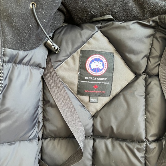 Canada goose Victoria parka - Picture 2 of 6